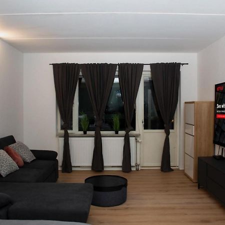 Entire Apartment Malmo 2 Bedrooms-Tv Lounge-Balcony Exteriér fotografie